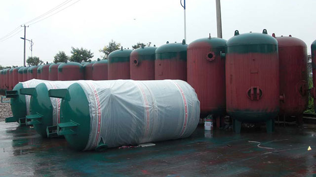 儲(chǔ)氣罐出現(xiàn)噪聲時(shí)怎樣解決？